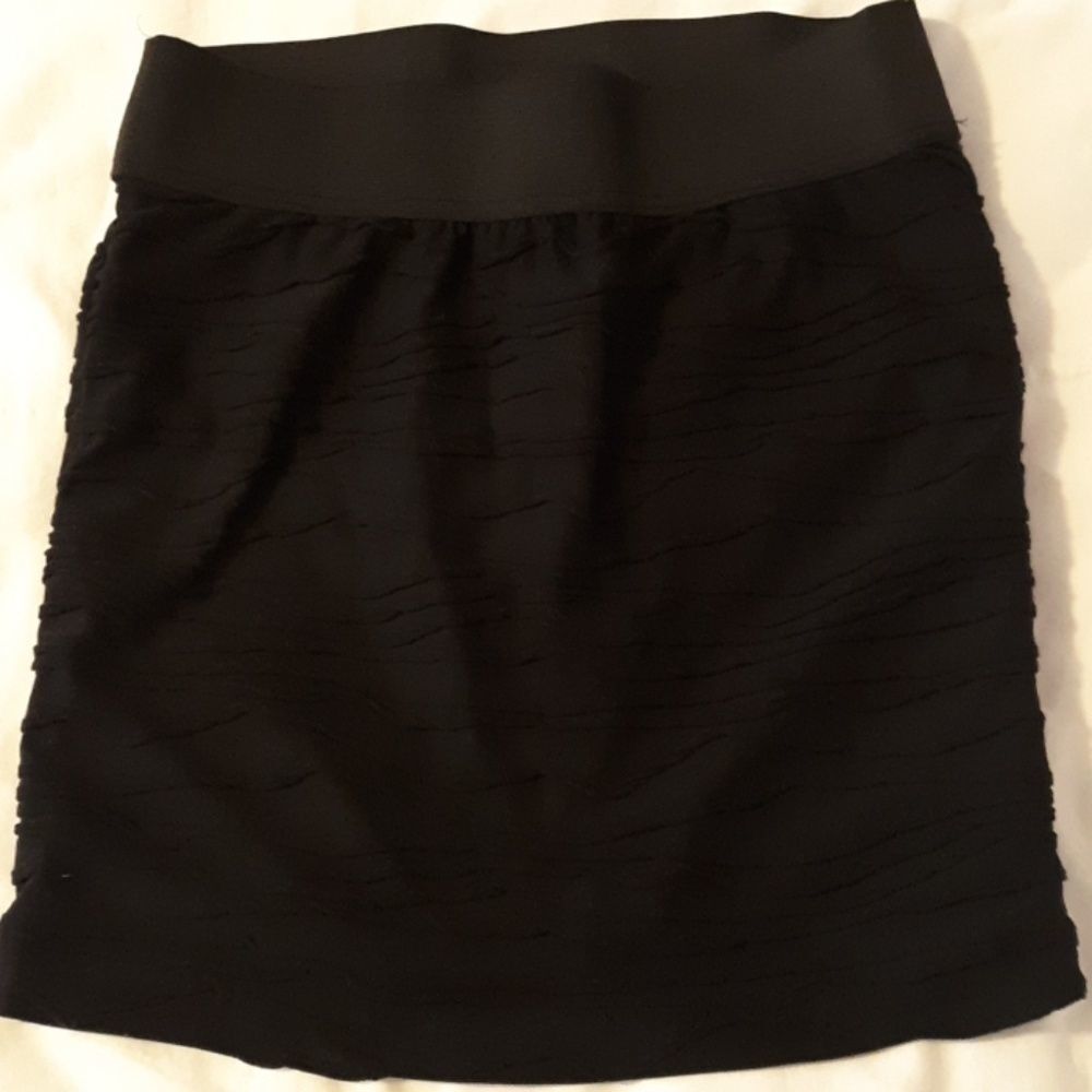 Stooshy Textured Bodycon Mini Skirt Medium‎